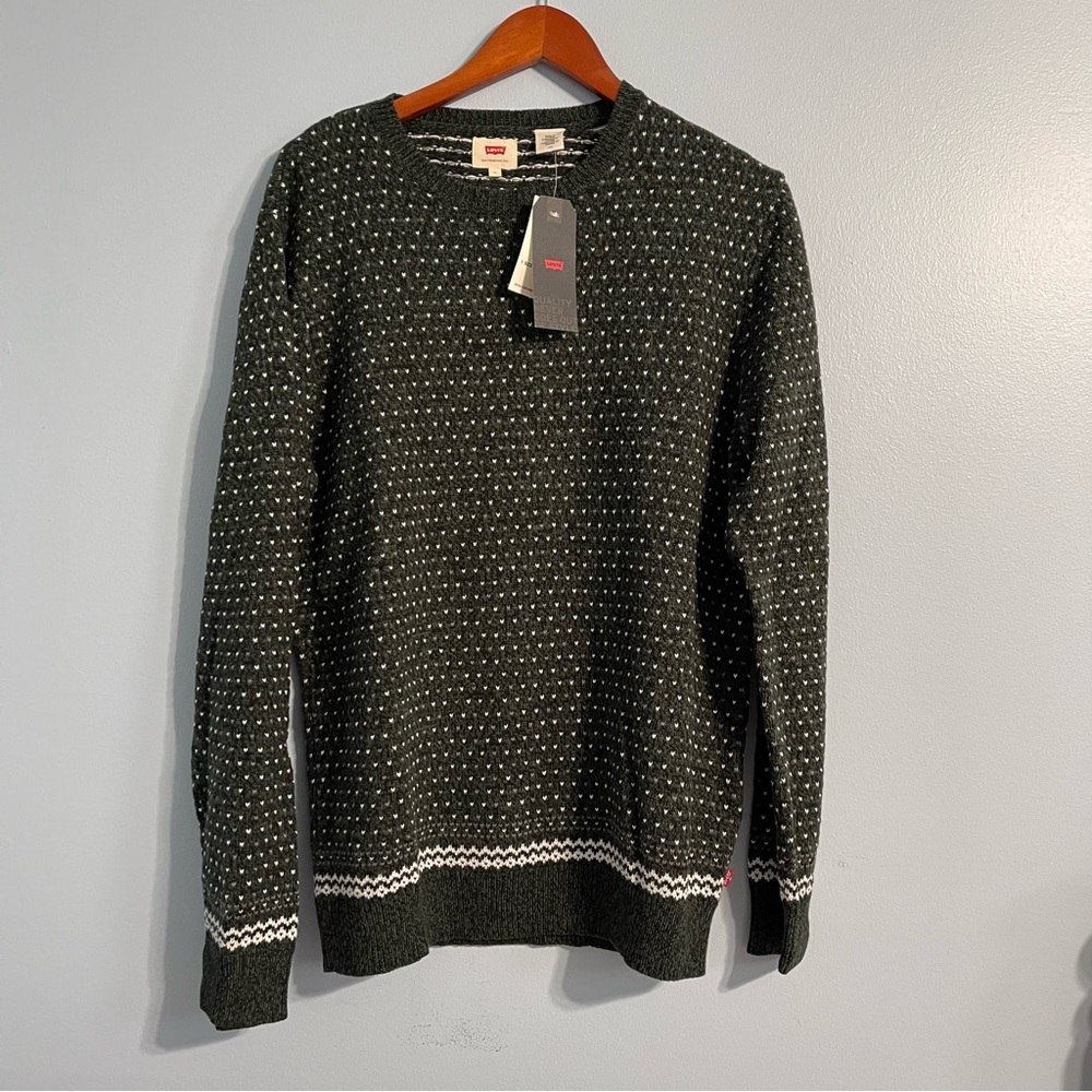 Levi's Men's dark green Sweater